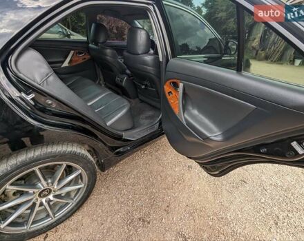 Черный Тойота Камри, объемом двигателя 2.4 л и пробегом 192 тыс. км за 8500 $, фото 10 на Automoto.ua