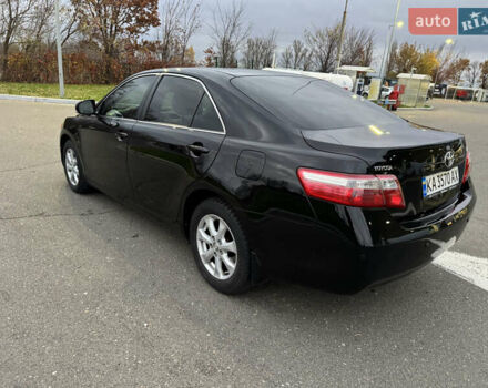 Черный Тойота Камри, объемом двигателя 2.4 л и пробегом 189 тыс. км за 8600 $, фото 4 на Automoto.ua