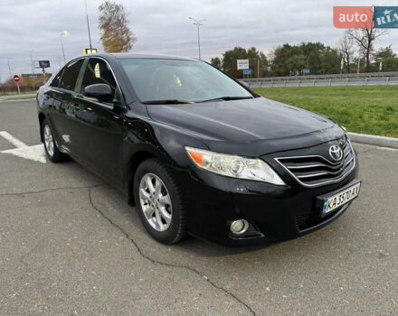 Черный Тойота Камри, объемом двигателя 2.4 л и пробегом 189 тыс. км за 8600 $, фото 9 на Automoto.ua