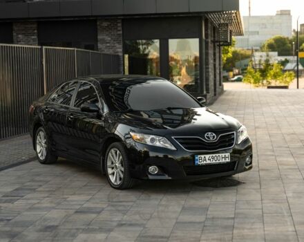 Черный Тойота Камри, объемом двигателя 2.5 л и пробегом 260 тыс. км за 10800 $, фото 1 на Automoto.ua
