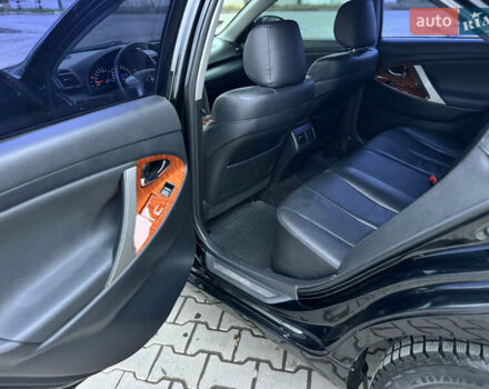 Черный Тойота Камри, объемом двигателя 2.4 л и пробегом 206 тыс. км за 10750 $, фото 56 на Automoto.ua