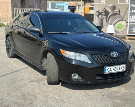 Чорний Тойота Камрі, об'ємом двигуна 2.5 л та пробігом 290 тис. км за 8200 $, фото 1 на Automoto.ua