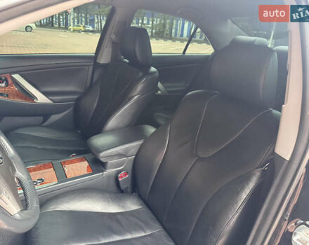 Чорний Тойота Камрі, об'ємом двигуна 2.36 л та пробігом 214 тис. км за 9700 $, фото 14 на Automoto.ua