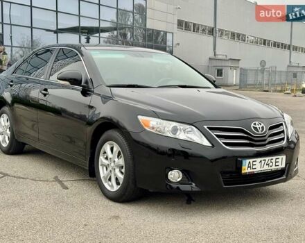Черный Тойота Камри, объемом двигателя 2.4 л и пробегом 13 тыс. км за 22000 $, фото 3 на Automoto.ua