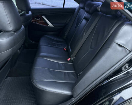 Черный Тойота Камри, объемом двигателя 2.4 л и пробегом 206 тыс. км за 10750 $, фото 57 на Automoto.ua