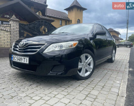 Чорний Тойота Камрі, об'ємом двигуна 2.49 л та пробігом 116 тис. км за 8250 $, фото 7 на Automoto.ua