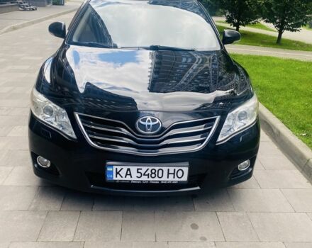 Черный Тойота Камри, объемом двигателя 2.4 л и пробегом 260 тыс. км за 9500 $, фото 1 на Automoto.ua