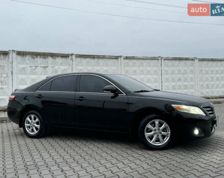 Черный Тойота Камри, объемом двигателя 2.4 л и пробегом 206 тыс. км за 10750 $, фото 6 на Automoto.ua