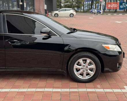 Чорний Тойота Камрі, об'ємом двигуна 2.36 л та пробігом 214 тис. км за 9700 $, фото 6 на Automoto.ua