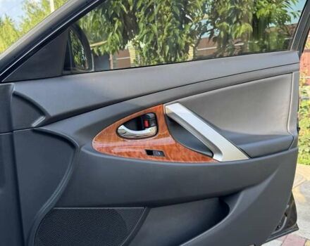 Черный Тойота Камри, объемом двигателя 2.36 л и пробегом 193 тыс. км за 10500 $, фото 7 на Automoto.ua