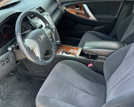 Черный Тойота Камри, объемом двигателя 2.36 л и пробегом 270 тыс. км за 8900 $, фото 13 на Automoto.ua