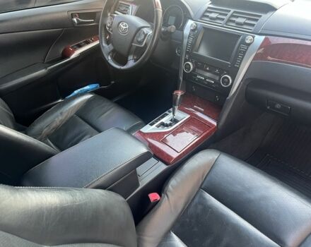Чорний Тойота Камрі, об'ємом двигуна 2.5 л та пробігом 190 тис. км за 14000 $, фото 8 на Automoto.ua
