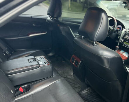 Черный Тойота Камри, объемом двигателя 3.46 л и пробегом 217 тыс. км за 13500 $, фото 19 на Automoto.ua