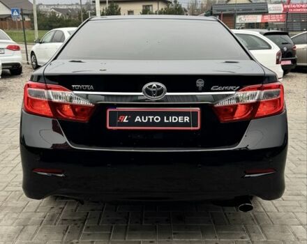 Чорний Тойота Камрі, об'ємом двигуна 2.5 л та пробігом 198 тис. км за 12900 $, фото 4 на Automoto.ua