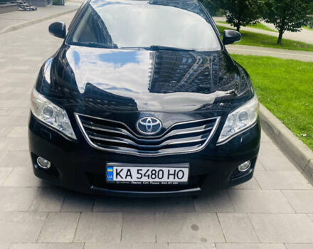 Чорний Тойота Камрі, об'ємом двигуна 2.4 л та пробігом 260 тис. км за 10000 $, фото 2 на Automoto.ua