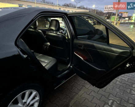 Черный Тойота Камри, объемом двигателя 2.5 л и пробегом 190 тыс. км за 13000 $, фото 12 на Automoto.ua