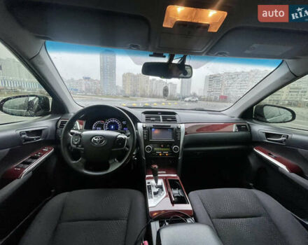 Черный Тойота Камри, объемом двигателя 2.49 л и пробегом 202 тыс. км за 12400 $, фото 8 на Automoto.ua