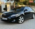 Чорний Тойота Камрі, об'ємом двигуна 2.49 л та пробігом 207 тис. км за 10700 $, фото 1 на Automoto.ua