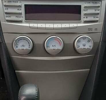 Черный Тойота Камри, объемом двигателя 2.5 л и пробегом 260 тыс. км за 10200 $, фото 9 на Automoto.ua