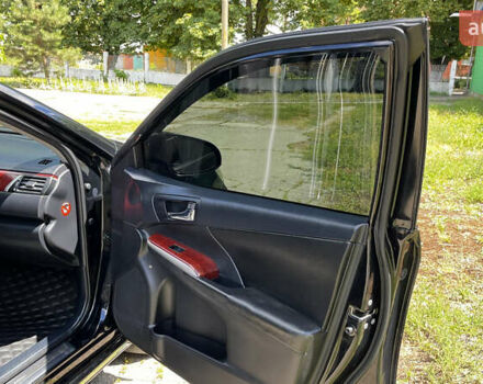 Черный Тойота Камри, объемом двигателя 2.5 л и пробегом 287 тыс. км за 12900 $, фото 3 на Automoto.ua