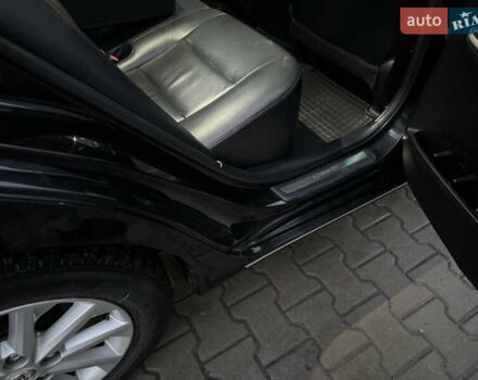 Черный Тойота Камри, объемом двигателя 2.5 л и пробегом 190 тыс. км за 13000 $, фото 10 на Automoto.ua