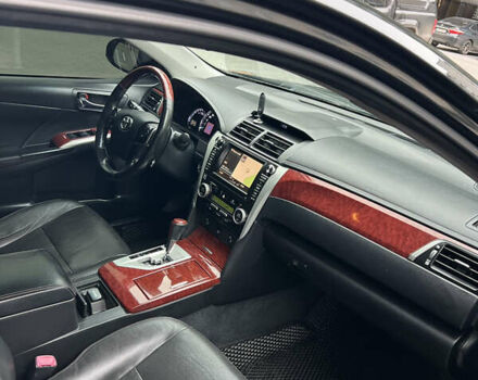 Черный Тойота Камри, объемом двигателя 3.46 л и пробегом 217 тыс. км за 13500 $, фото 20 на Automoto.ua