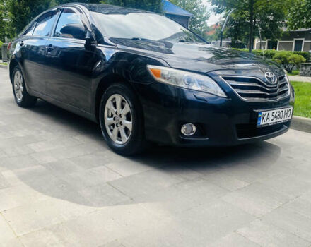 Чорний Тойота Камрі, об'ємом двигуна 2.4 л та пробігом 260 тис. км за 10000 $, фото 1 на Automoto.ua