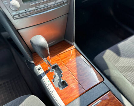 Черный Тойота Камри, объемом двигателя 2.4 л и пробегом 346 тыс. км за 8500 $, фото 12 на Automoto.ua