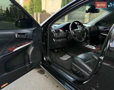 Черный Тойота Камри, объемом двигателя 3.5 л и пробегом 208 тыс. км за 15200 $, фото 15 на Automoto.ua
