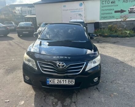 Черный Тойота Камри, объемом двигателя 2.4 л и пробегом 197 тыс. км за 12200 $, фото 1 на Automoto.ua