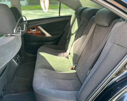 Черный Тойота Камри, объемом двигателя 2.4 л и пробегом 346 тыс. км за 8500 $, фото 14 на Automoto.ua