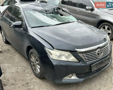 Черный Тойота Камри, объемом двигателя 0 л и пробегом 200 тыс. км за 7300 $, фото 2 на Automoto.ua