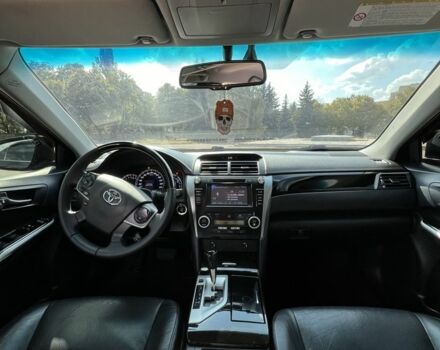 Черный Тойота Камри, объемом двигателя 0 л и пробегом 151 тыс. км за 14000 $, фото 7 на Automoto.ua