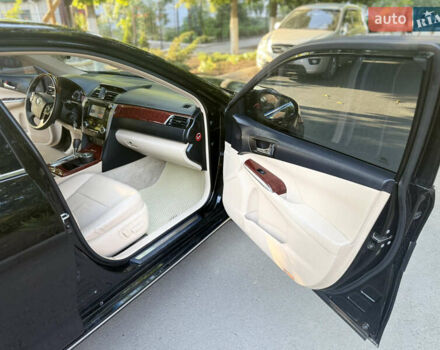 Чорний Тойота Камрі, об'ємом двигуна 2.49 л та пробігом 208 тис. км за 13500 $, фото 1 на Automoto.ua