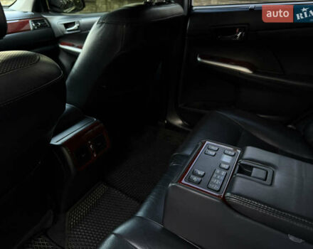 Чорний Тойота Камрі, об'ємом двигуна 3.46 л та пробігом 210 тис. км за 13500 $, фото 6 на Automoto.ua