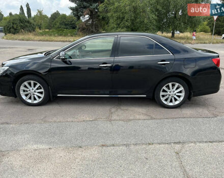 Черный Тойота Камри, объемом двигателя 3.5 л и пробегом 295 тыс. км за 15000 $, фото 15 на Automoto.ua