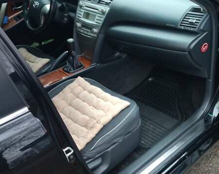 Черный Тойота Камри, объемом двигателя 2.36 л и пробегом 248 тыс. км за 10500 $, фото 11 на Automoto.ua