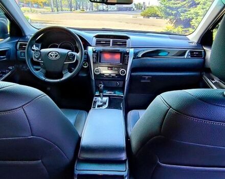 Черный Тойота Камри, объемом двигателя 2.5 л и пробегом 180 тыс. км за 13100 $, фото 8 на Automoto.ua