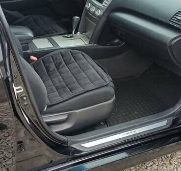 Черный Тойота Камри, объемом двигателя 2.5 л и пробегом 260 тыс. км за 10200 $, фото 5 на Automoto.ua