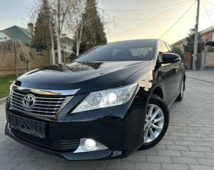 Черный Тойота Камри, объемом двигателя 2.5 л и пробегом 220 тыс. км за 13750 $, фото 1 на Automoto.ua
