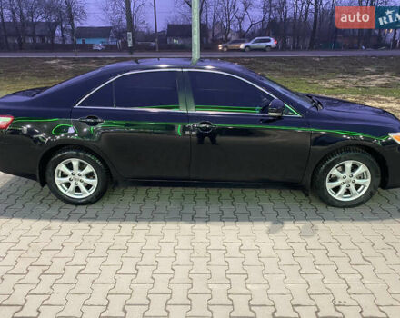 Черный Тойота Камри, объемом двигателя 2.4 л и пробегом 315 тыс. км за 9799 $, фото 18 на Automoto.ua