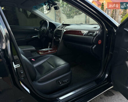Чорний Тойота Камрі, об'ємом двигуна 3.46 л та пробігом 210 тис. км за 13500 $, фото 5 на Automoto.ua