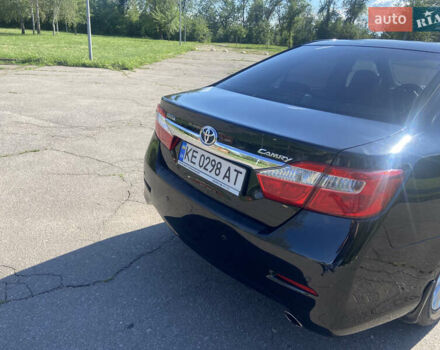 Черный Тойота Камри, объемом двигателя 2.5 л и пробегом 262 тыс. км за 13500 $, фото 3 на Automoto.ua