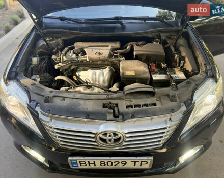 Чорний Тойота Камрі, об'ємом двигуна 2.49 л та пробігом 208 тис. км за 13500 $, фото 10 на Automoto.ua