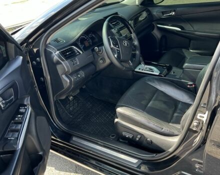 Черный Тойота Камри, объемом двигателя 0 л и пробегом 151 тыс. км за 14000 $, фото 5 на Automoto.ua