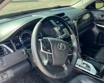 Черный Тойота Камри, объемом двигателя 0 л и пробегом 151 тыс. км за 14000 $, фото 6 на Automoto.ua