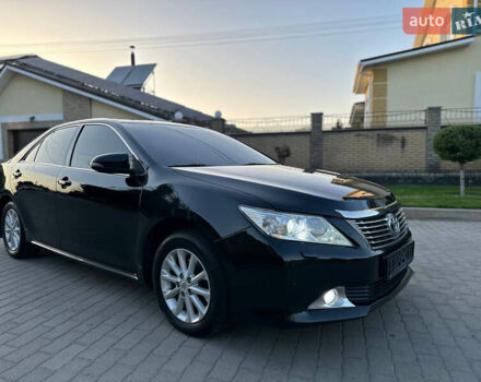 Черный Тойота Камри, объемом двигателя 2.5 л и пробегом 220 тыс. км за 13750 $, фото 4 на Automoto.ua