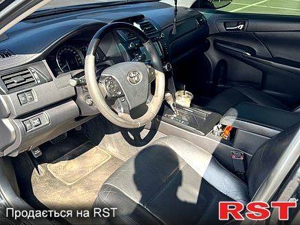 Черный Тойота Камри, объемом двигателя 2.5 л и пробегом 238 тыс. км за 14700 $, фото 3 на Automoto.ua