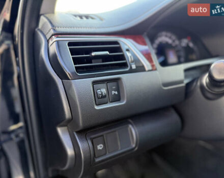 Чорний Тойота Камрі, об'ємом двигуна 2.49 л та пробігом 305 тис. км за 11800 $, фото 12 на Automoto.ua