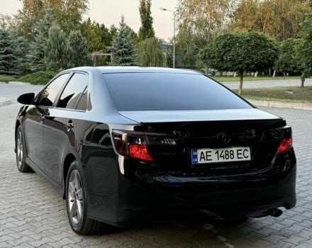 Черный Тойота Камри, объемом двигателя 2.5 л и пробегом 198 тыс. км за 10900 $, фото 5 на Automoto.ua